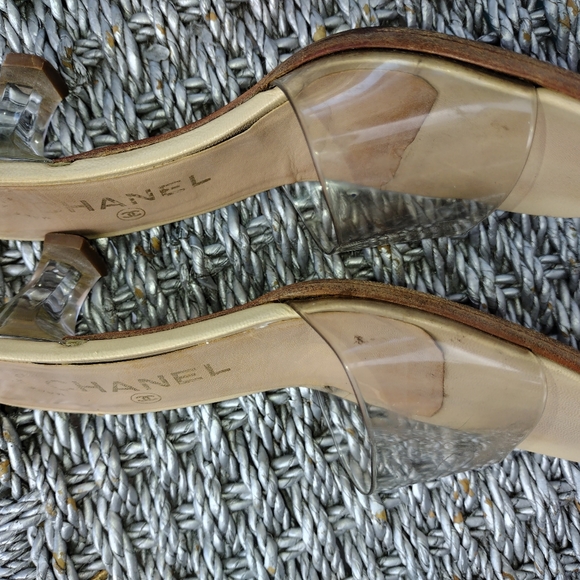 VINTAGE MULES BY CHANEL - Picture 3 of 3